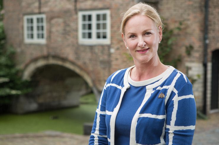 Portret van Marielle Hendriks, directeur-bestuurder van het Erfgoedhuis Zuid-Holland