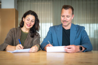 Ondertekening van de nieuwe afspraken